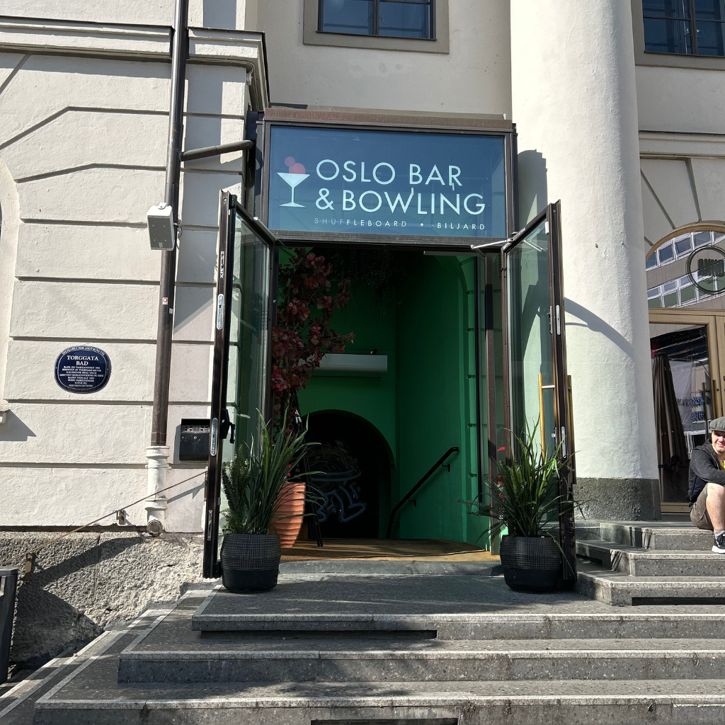 Oslo bar & Bowling