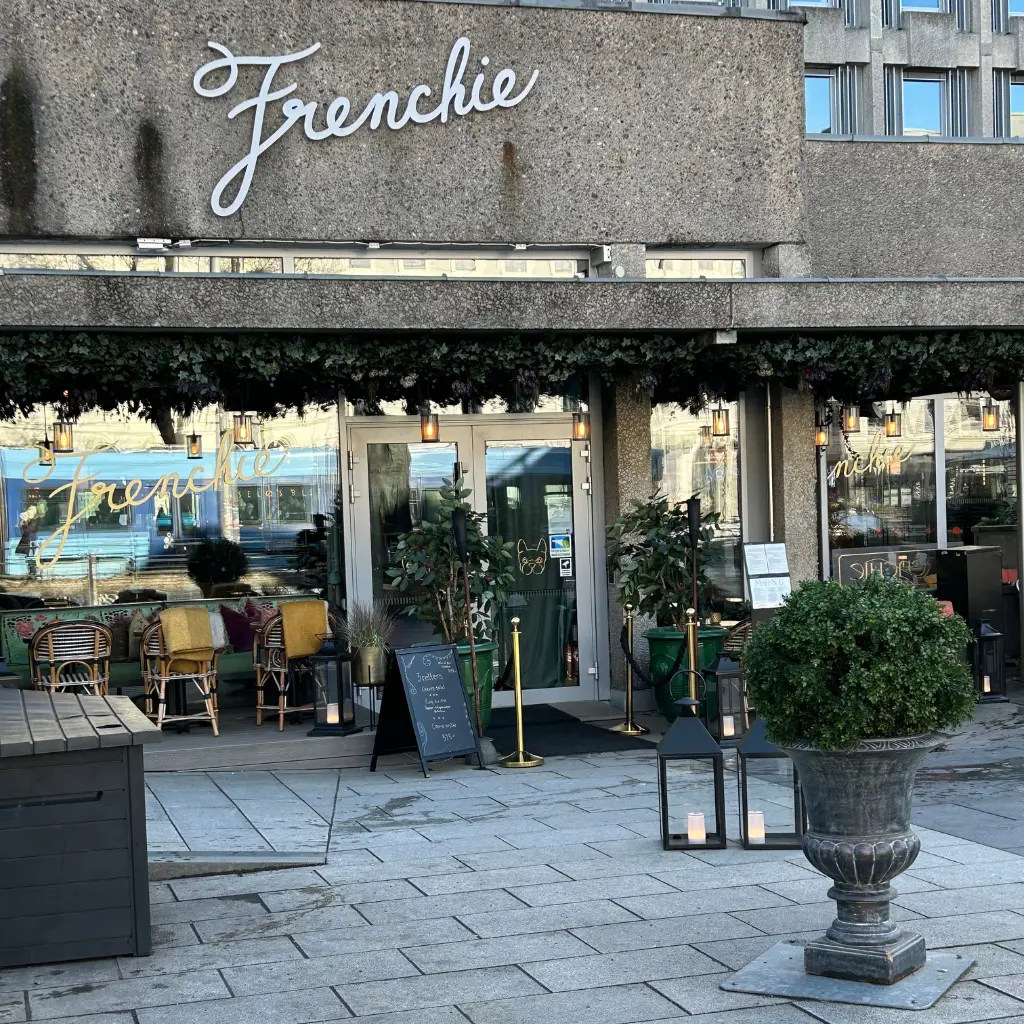 Frenchie på Solli i Oslo
