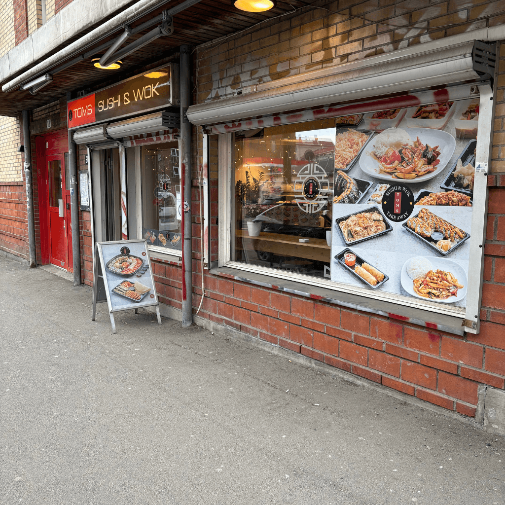 Toms Sushi & Wok